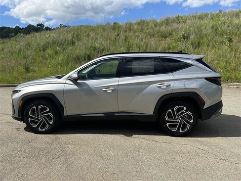 New 2025 Hyundai Tucson Limited image 2
