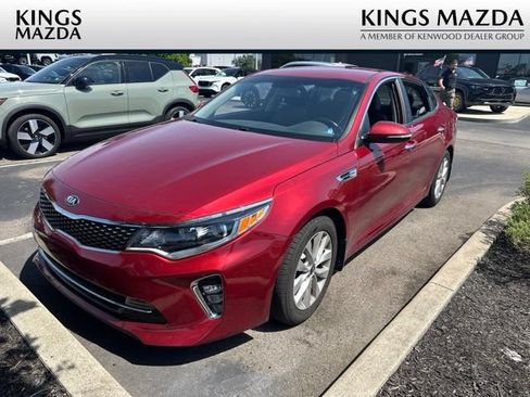 Used 2018 Kia Optima S FWD image 1