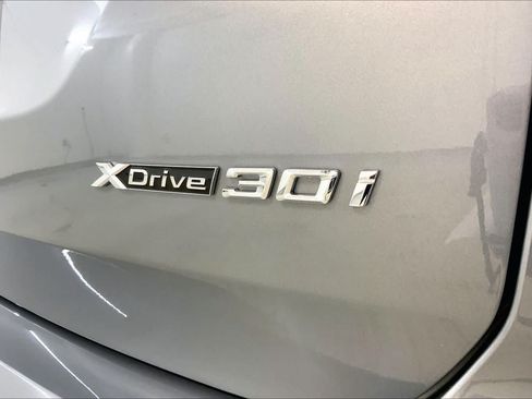 Used 2024 BMW X3 xDrive30i w/ Convenience Package w/ZPA AWD/4WD image 9