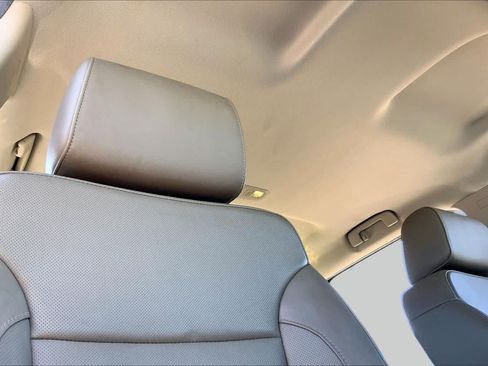 Used 2019 GMC Sierra 2500 SLT AWD/4WD image 14