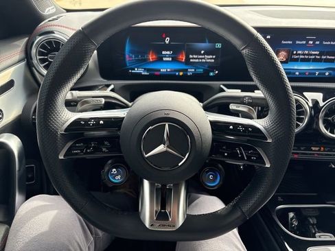 Used 2025 Mercedes-Benz CLA 35 AMG 4MATIC image 24