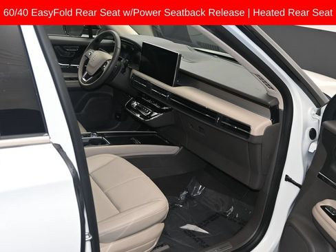 Used 2024 Lincoln Corsair FWD w/ Equipment Group 102A image 10