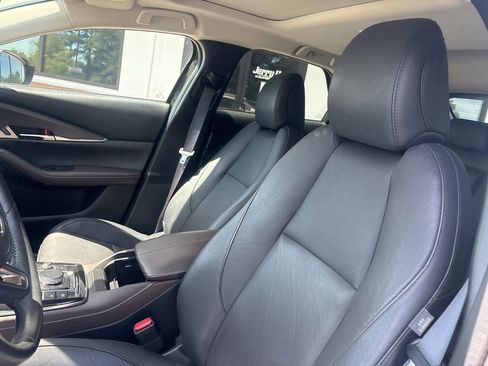 Used 2023 MAZDA CX-30 AWD 2.5 S w/ Premium Package image 3