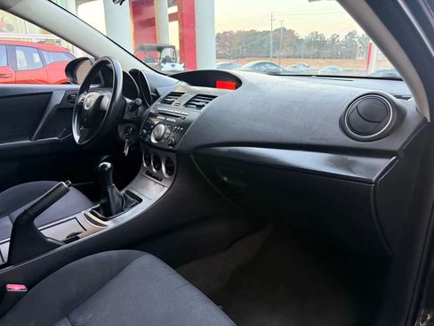 Used 2010 MAZDA MAZDA3 i Sport image 19
