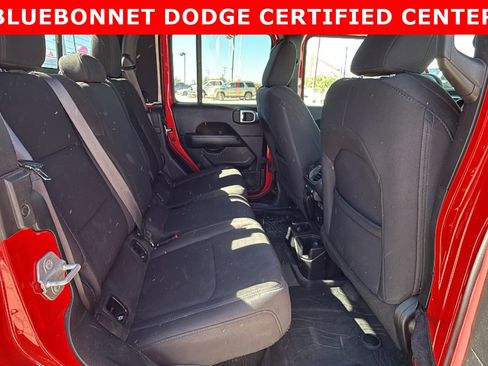 Used 2020 Jeep Gladiator Overland image 29