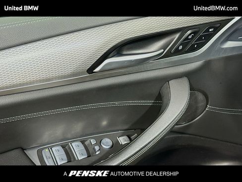 Used 2021 BMW X3 xDrive30i image 3