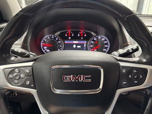 Used 2020 GMC Terrain SLT w/ Preferred Package image 14
