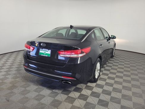 Used 2018 Kia Optima LX FWD image 9