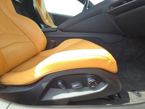 Used 2022 Chevrolet Corvette Stingray Preferred Conv w/ 2LT RWD image 10
