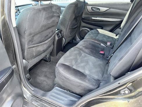 Used 2015 Nissan Rogue SV FWD image 15