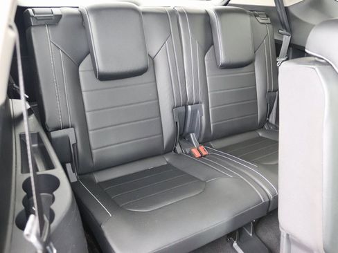 Used 2021 Volkswagen Atlas SEL image 24