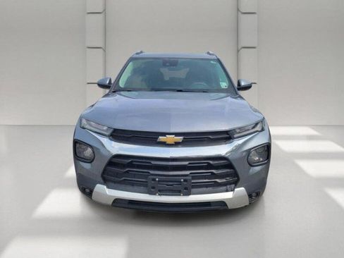 Used 2022 Chevrolet TrailBlazer LT FWD image 2