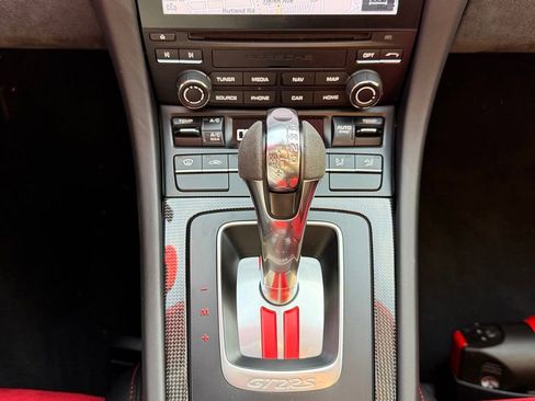 Certified 2018 Porsche 911 GT2 RS RWD image 16