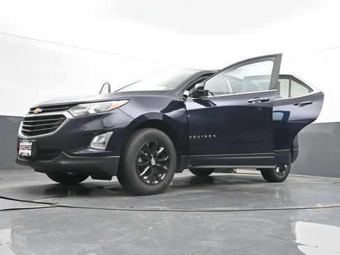Used 2021 Chevrolet Equinox LT AWD/4WD image 70
