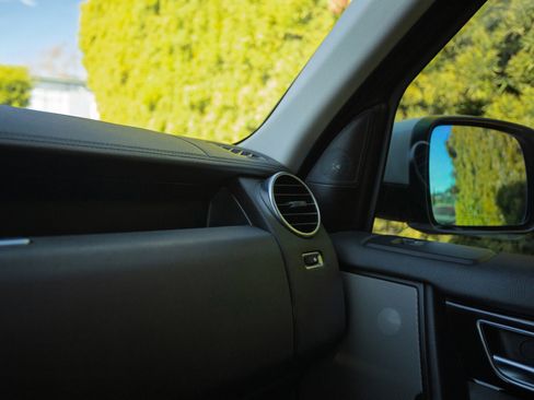 Used 2012 Land Rover LR4 HSE LUX image 18