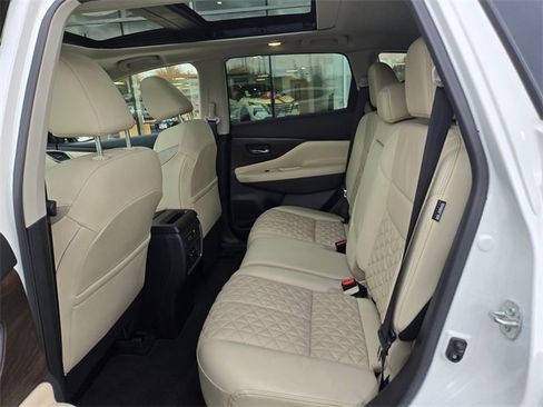 Used 2024 Nissan Murano Platinum w/ Cargo Package image 13
