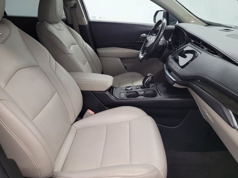 Used 2019 Cadillac XT4 Premium Luxury FWD image 21