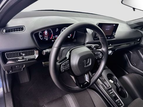 Used 2022 Honda Civic Sport image 11