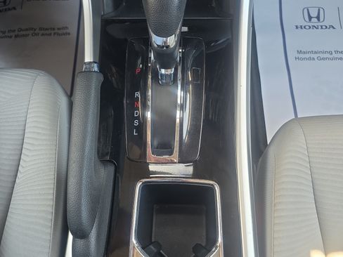 Used 2016 Honda Accord LX image 22