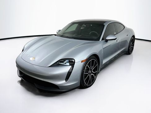 Used 2023 Porsche Taycan RWD image 3