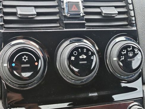 Used 2008 Saturn Sky image 10