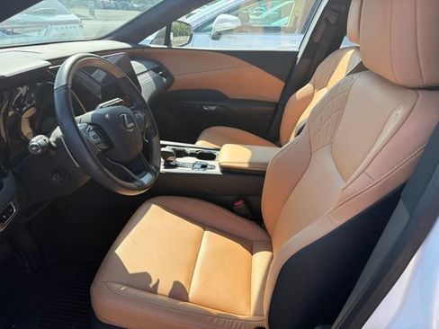 Used 2024 Lexus RX 350 Premium w/ Accessory Package (Z1) AWD/4WD image 7