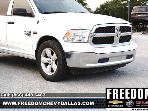 Used 2023 RAM 1500 Classic SLT AWD/4WD image 8