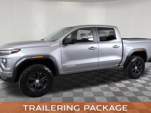 Used 2024 GMC Canyon Elevation AWD/4WD image 12