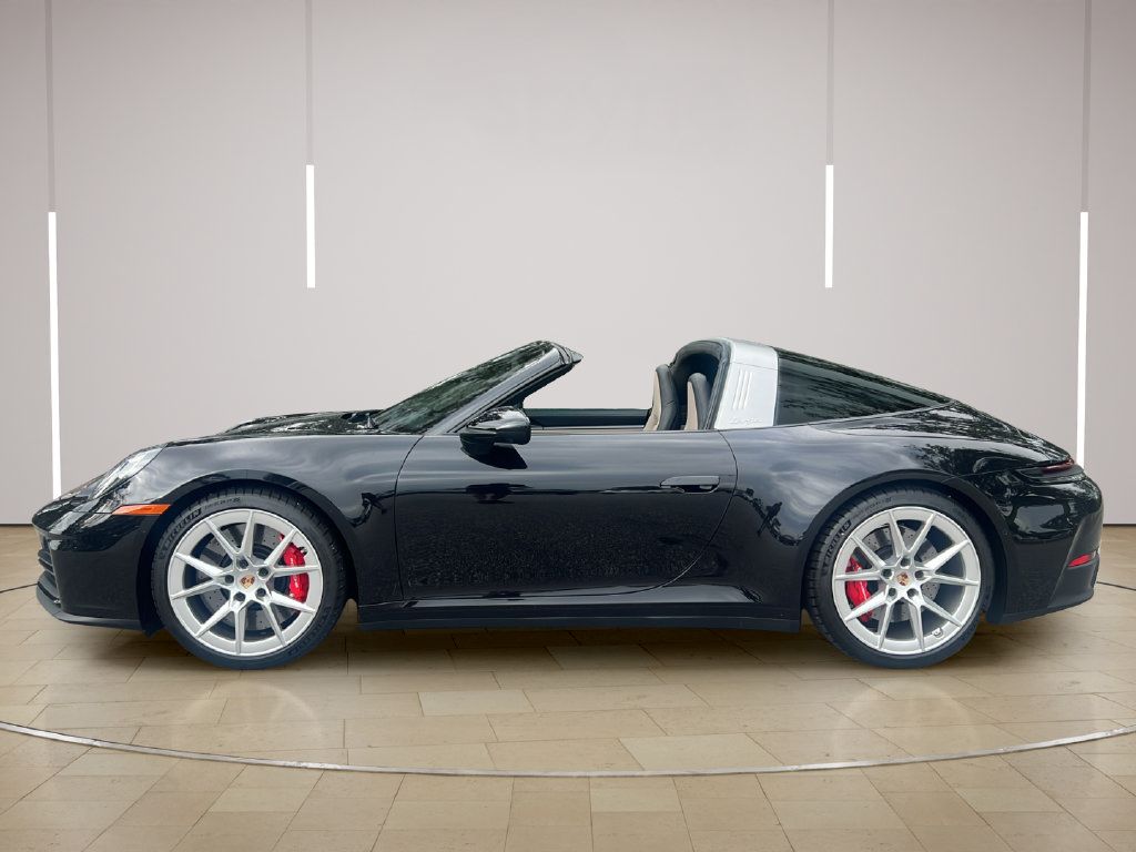 Certified 2026 Porsche 911 Targa 4S AWD/4WD image 2