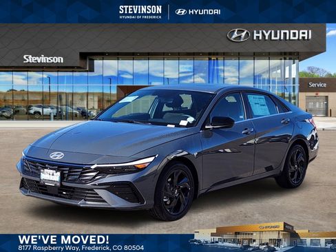 New 2026 Hyundai Elantra SEL Sport Premium image 1