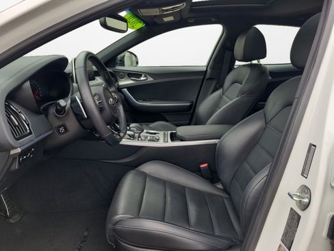 Used 2020 Kia Stinger GT2 AWD/4WD image 11