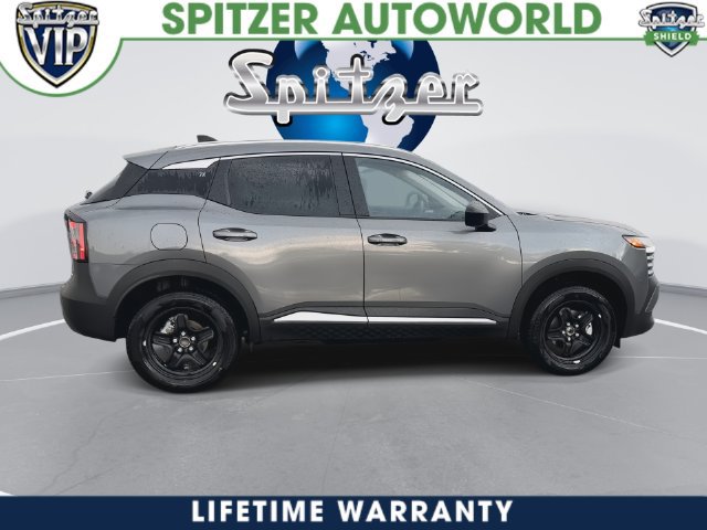 New 2026 Nissan Kicks SV w/ SV Premium Package FWD image 11