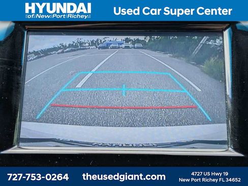 Used 2019 Toyota Camry LE FWD image 20