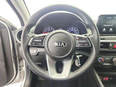Used 2021 Kia Forte LXS image 13