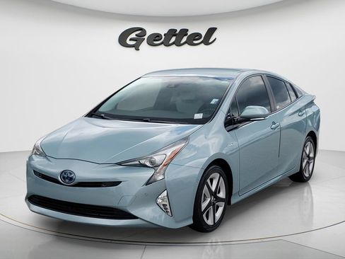 Used 2018 Toyota Prius Four Touring FWD image 1