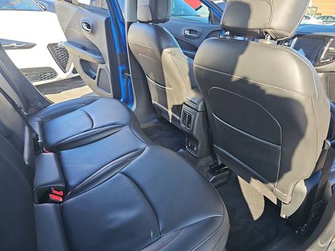 Used 2019 Jeep Compass Limited image 11