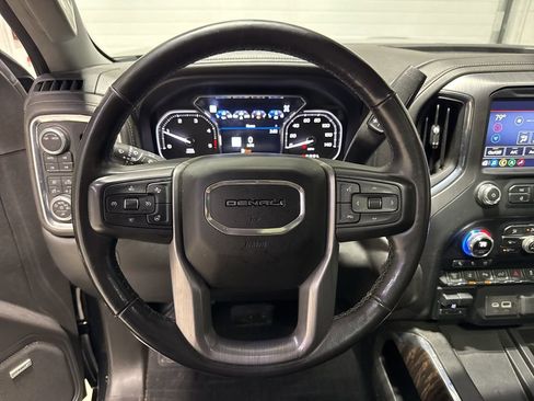 Used 2020 GMC Sierra 2500 Denali w/ Denali Ultimate Package image 24