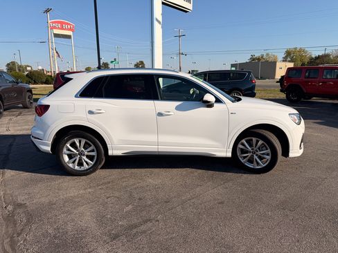 Used 2023 Audi Q3 2.0T Premium image 5