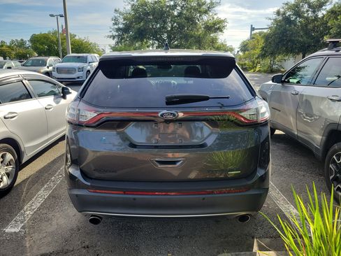 Used 2018 Ford Edge Titanium FWD image 13