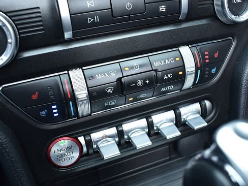 Used 2020 Ford Mustang Premium image 16