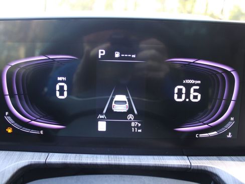 New 2025 Kia Telluride EX image 28