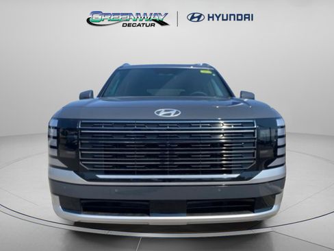 New 2026 Hyundai Palisade Calligraphy FWD image 3