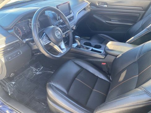 Used 2021 Nissan Altima 2.5 SR w/ SR Premium Package image 16