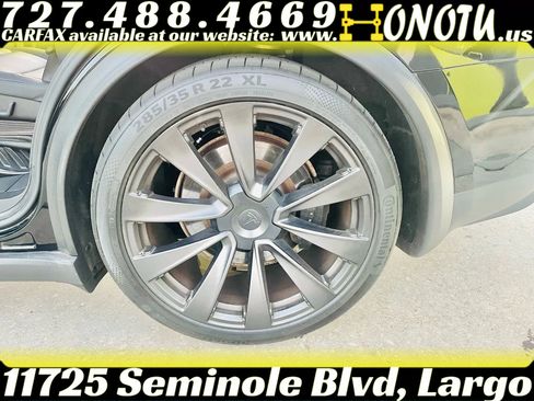 Used 2022 Tesla Model X Plaid image 21