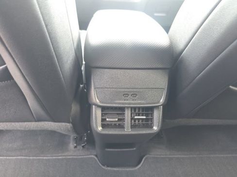 New 2026 Chevrolet Equinox LT w/ Convenience Package II AWD/4WD image 24