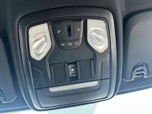 Used 2021 RAM 2500 Tradesman AWD/4WD image 26