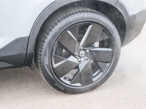 New 2026 Volvo XC40 B5 Ultra w/ Climate Package AWD/4WD image 10