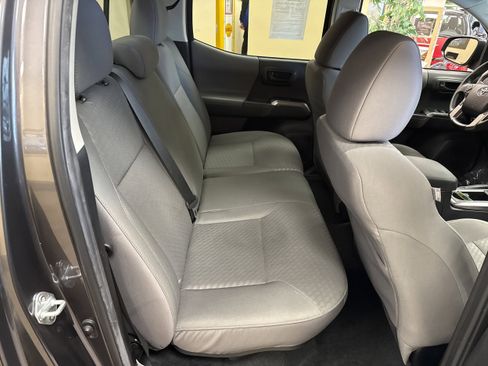 Used 2023 Toyota Tacoma SR5 image 19