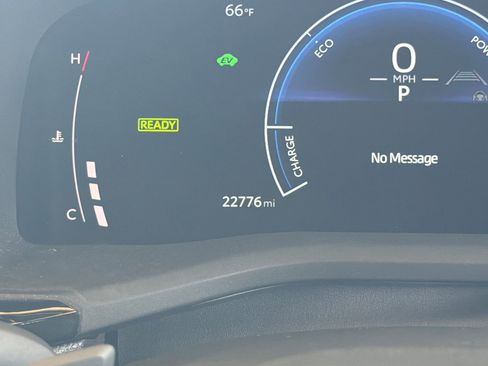 Certified 2025 Toyota Camry SE image 31