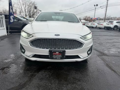 Used 2019 Ford Fusion Energi Titanium image 3